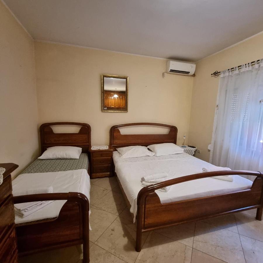 Apartment On The Shore Of The Bay Of Kotor With Free Wi-Fi Dış mekan fotoğraf